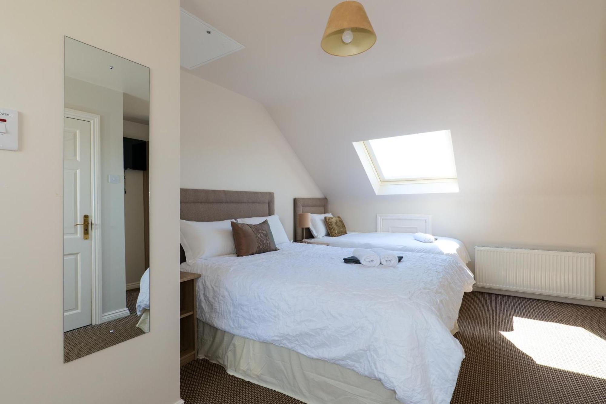 Comfort Triple Room